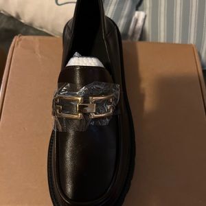 Both pair are the same style they are penny loafer style with a wedge